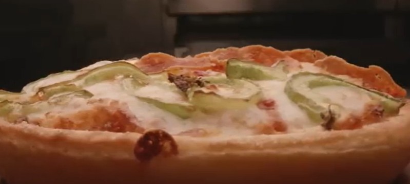 Pizza Hut’s $2 Personal Pan Pizza
