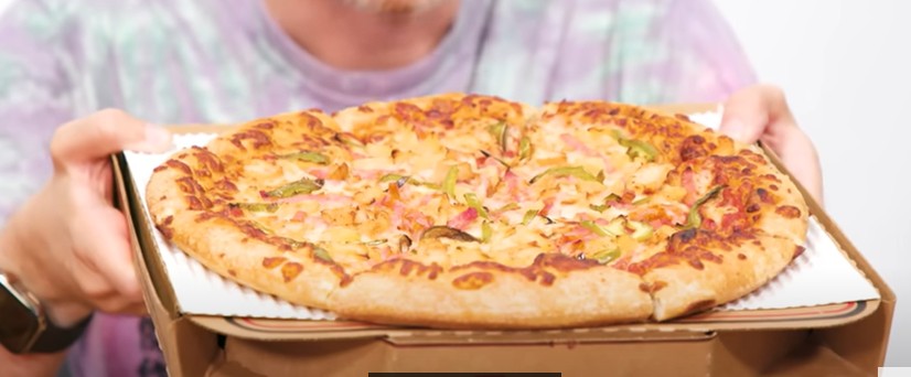 Pizza Hut’s $2 Personal Pan Pizza