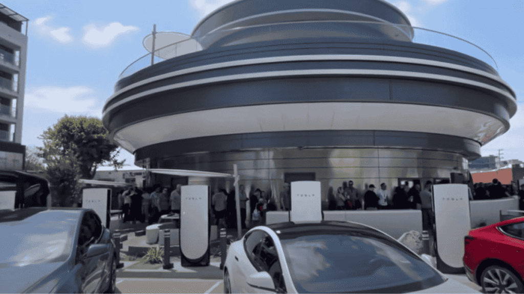 Tesla Diner in Hollywood